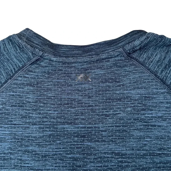 Rhone Vapor Training T Shirt Mens Medium Vented Short Sleeve Shirt Workout Run - Picture 4 of 4